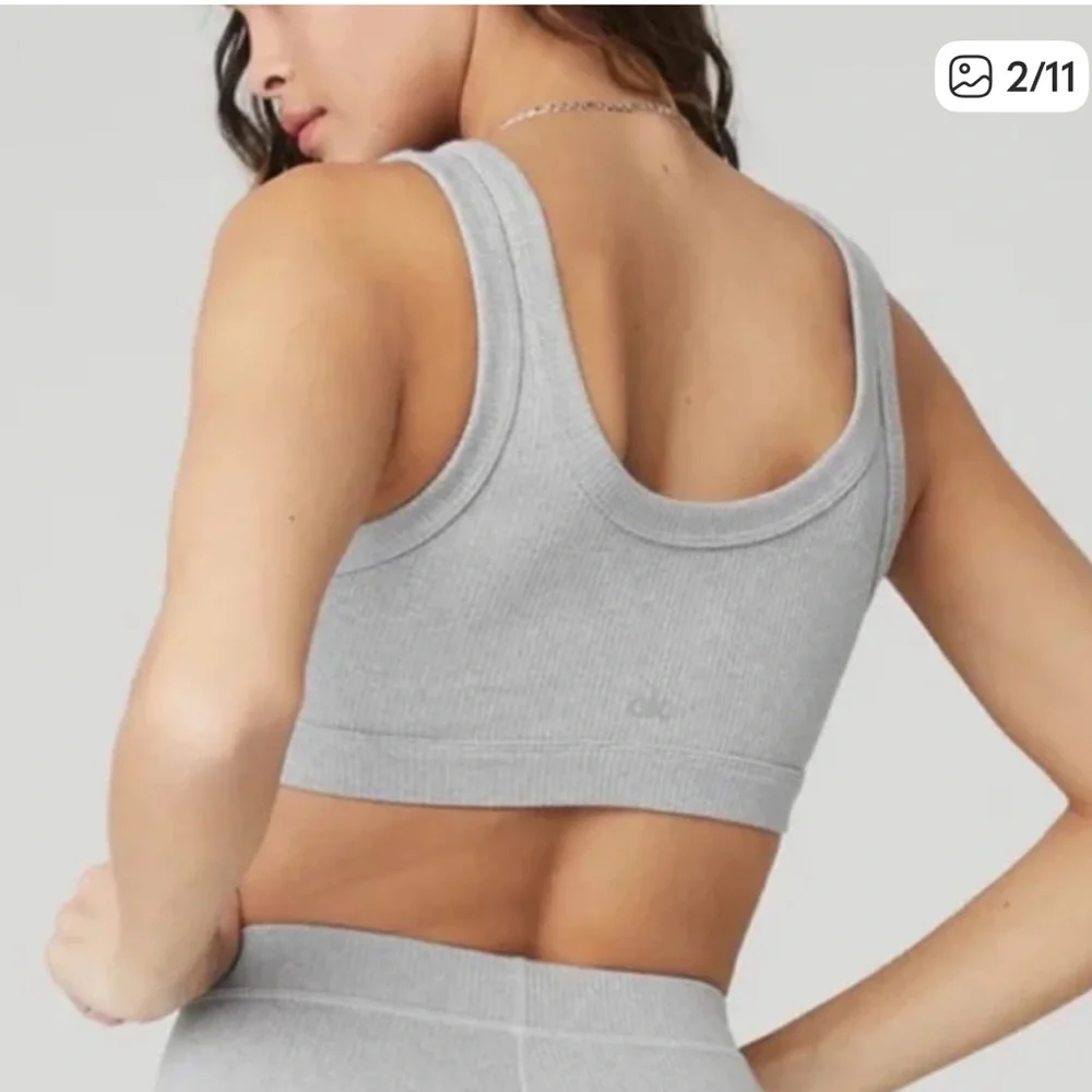 ALO Yoga Wellness Bra Ribbed Wide Thick Strap Stretch Workout Lounge Grey Medium